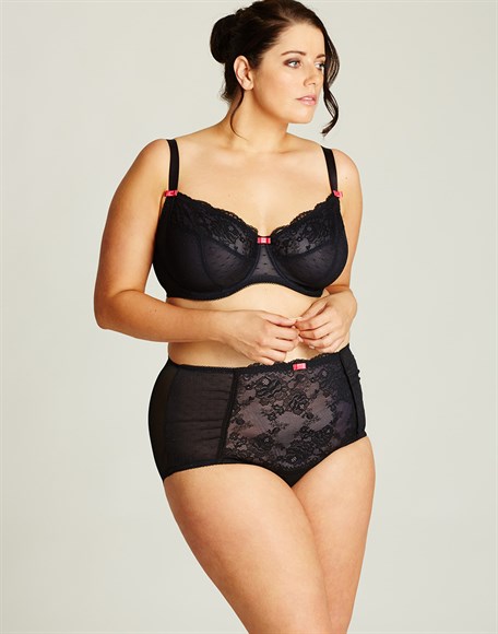 Sexy Plus Size Lingerie - This is Meagan Kerr