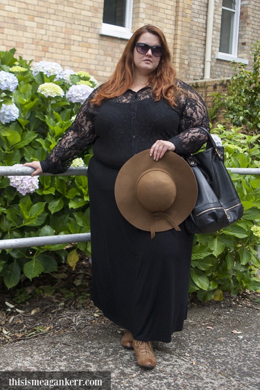 Aussie Curves: Maxi Skirt - Meagan Kerr