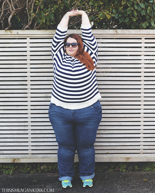 plus size fashion stripe sweater blue denim jeans fatshion meagan kerr
