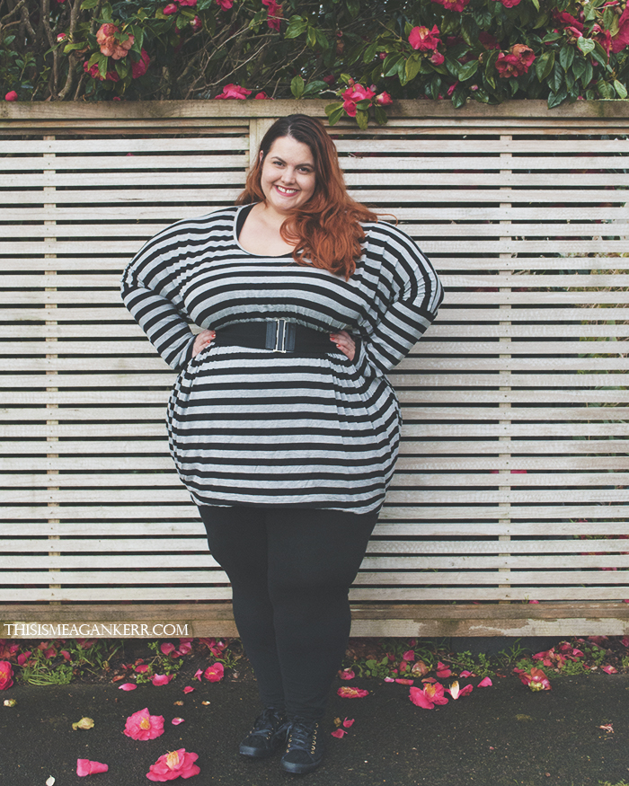 Aussie Curves Tee plus size fashion Meagan Kerr oversized circle tee shirt top black grey stripes 17 Sundays wild child leggings farmers Salucci Collection lace sneakers xcesri wide belt