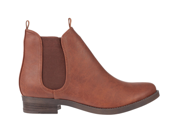 The Iconic Spurr Cavalaro Chelsea Boots