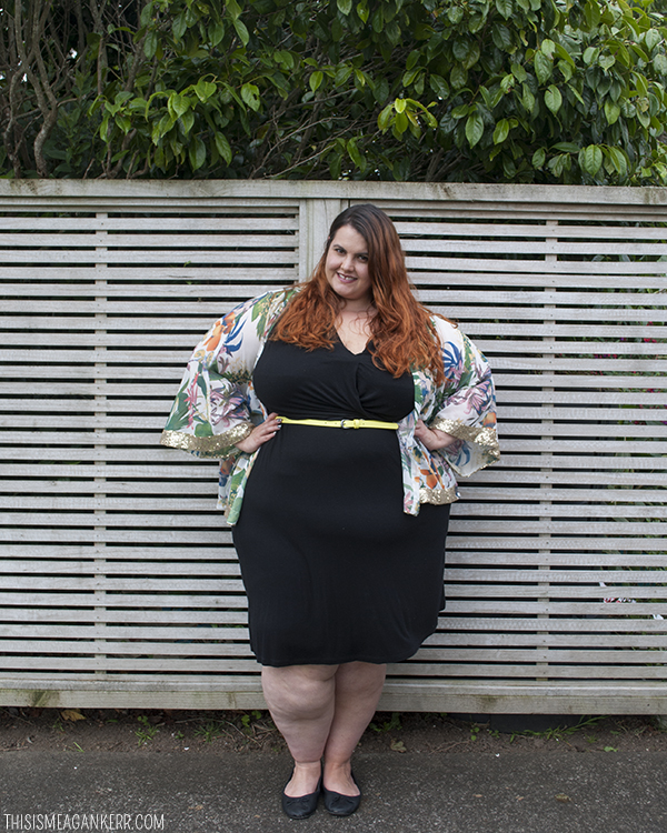 This is Meagan Kerr / Plus Size Fashion // Metallic Nyata Tropis Beauty Kimono