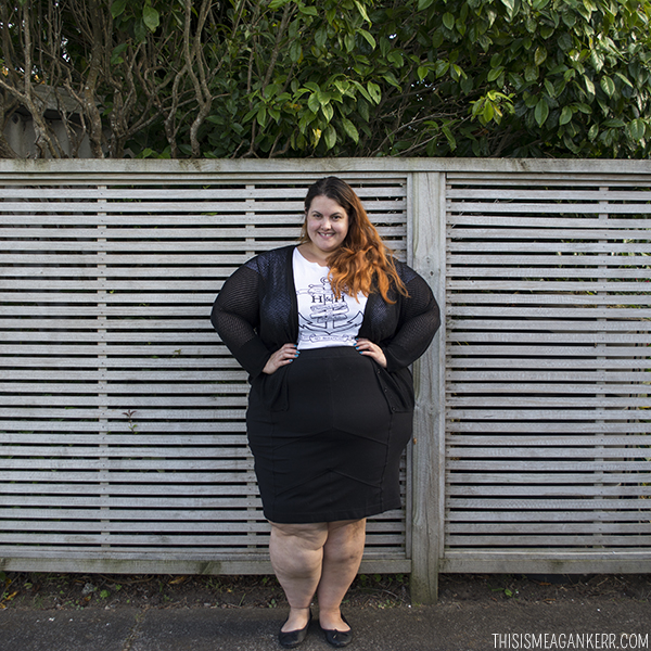 Plus size fashion | Meagan Kerr wears Hope and Harvest Nauticas Tee, Lucabella Pencil Skirt, Wild Child City Eyelet Cardigan 