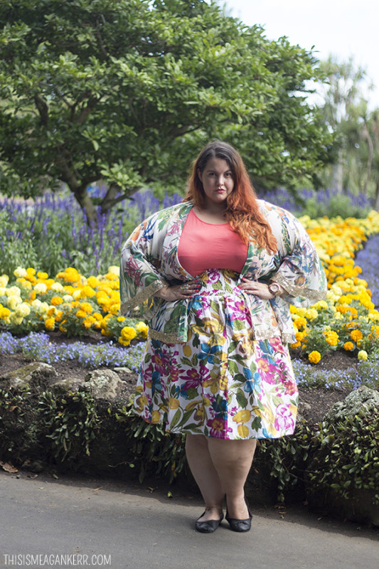 Plus size blogger Meagan Kerr wears Sara Asymmetric Tunic from EziBuy, Wide Belted Floral Skirt from Hope & Harvest and Tropis Beauty Kimono from Nyata