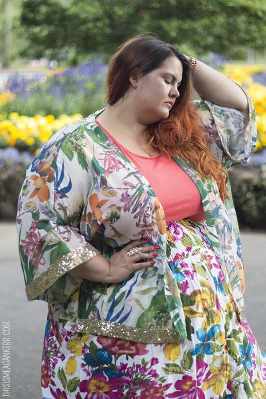 Plus size blogger Meagan Kerr wears Sara Asymmetric Tunic from EziBuy, Wide Belted Floral Skirt from Hope & Harvest and Tropis Beauty Kimono from Nyata