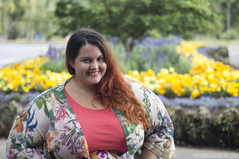 Plus size blogger Meagan Kerr wears Sara Asymmetric Tunic from EziBuy, Wide Belted Floral Skirt from Hope & Harvest and Tropis Beauty Kimono from Nyata
