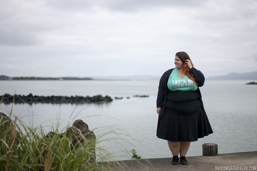 Meagan Kerr wears Ruby & Lilli "Let's Be Mermaids" Tee. Photo by Doug Peters / Ambient Light