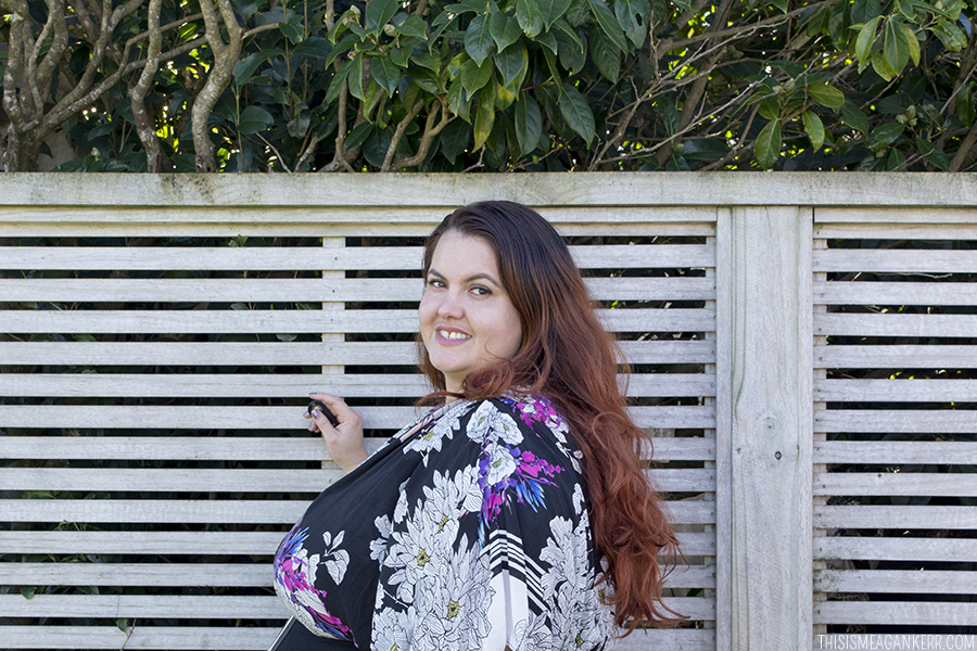 Meagan Kerr Aussie Curves Plus Size Fashion DMONIC INTENT Floral Kimono