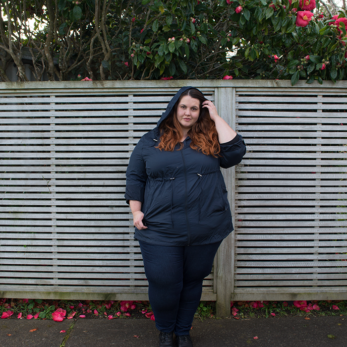 This is Meagan Kerr: NZ Style Curvettes Rainy Day // Yours Clothing Plus Size Navy Shower Resistant Pocket Parka Jacket With Hood