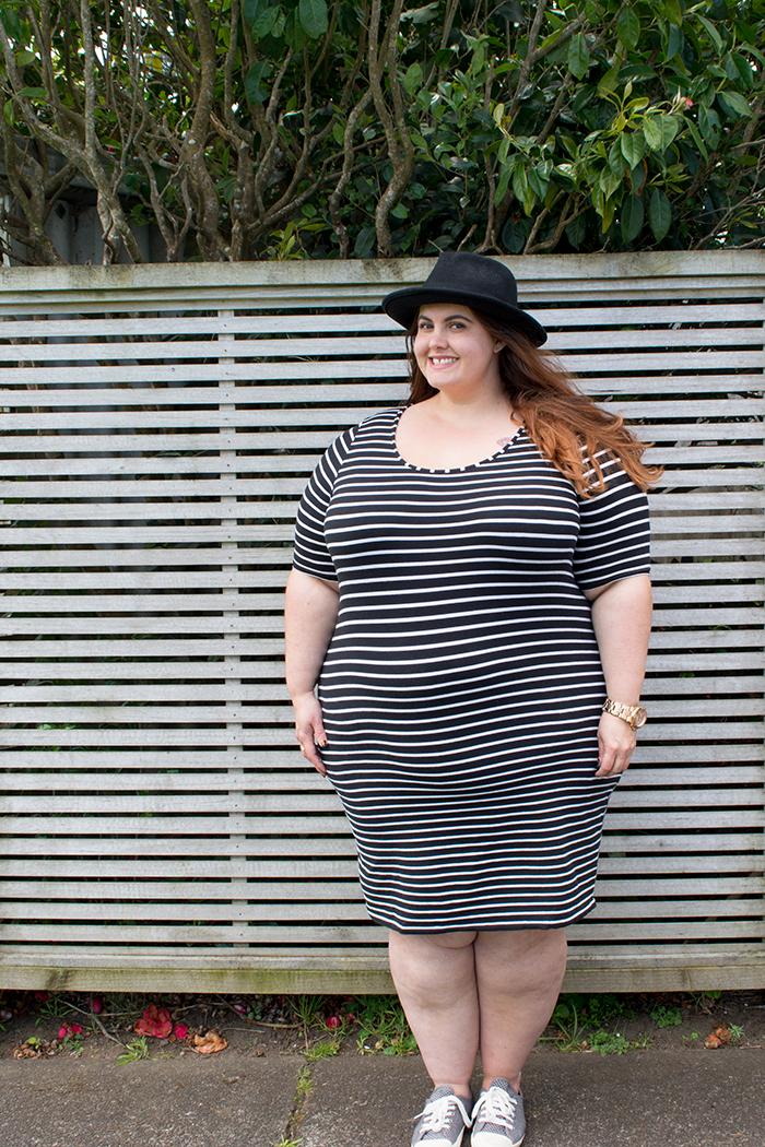 Can plus size women wear bodycon dresses? New Zealand NZ Style Curvettes // Meagan Kerr wears 17 Sundays striped bodycon dress