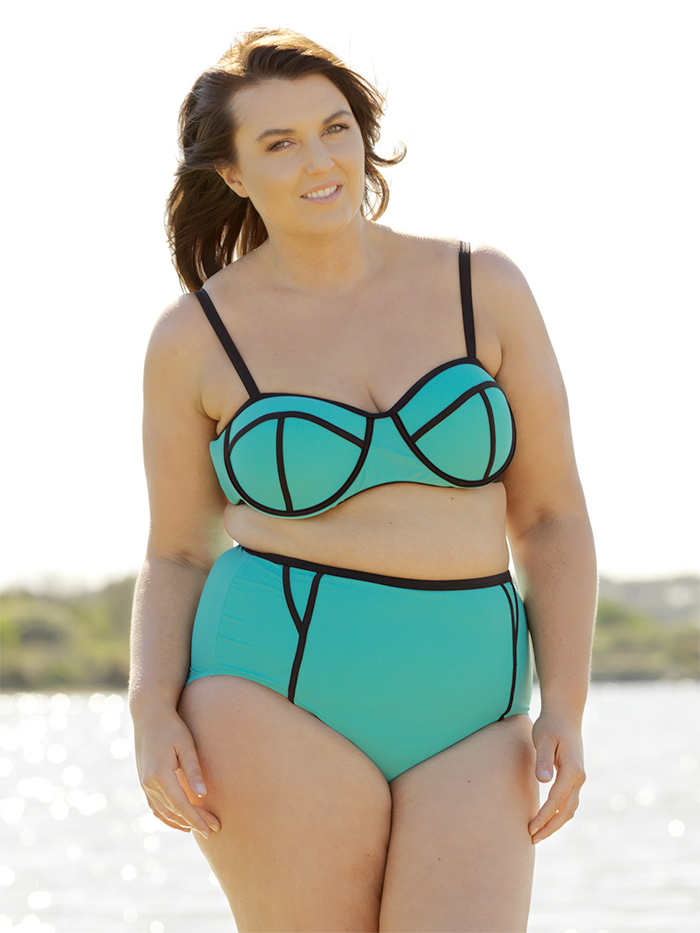 Plus size swimwear // Nyata Tropic Love Bikini