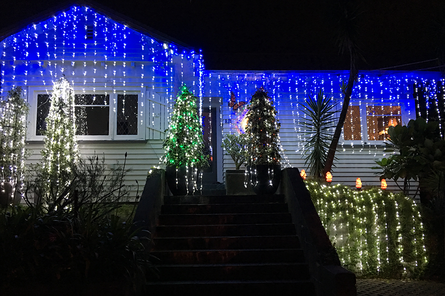 Holiday Traditions: Christmas Lights on Franklin Road, Auckland, New Zealand