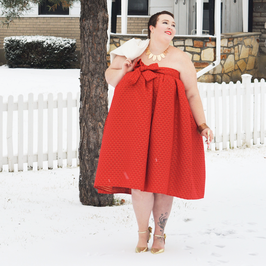 Plus Size Style Bloggers To Follow in 2016 // Cynthia from Flight of the Fat Girl