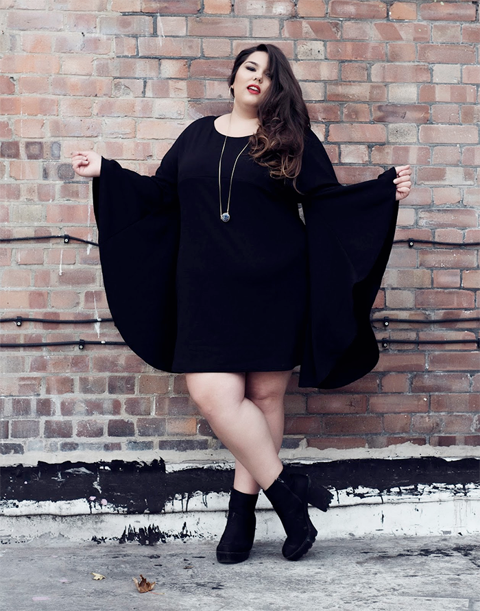 Plus Size Style Bloggers To Follow in 2016 // Callie from From The Corners Of The Curve