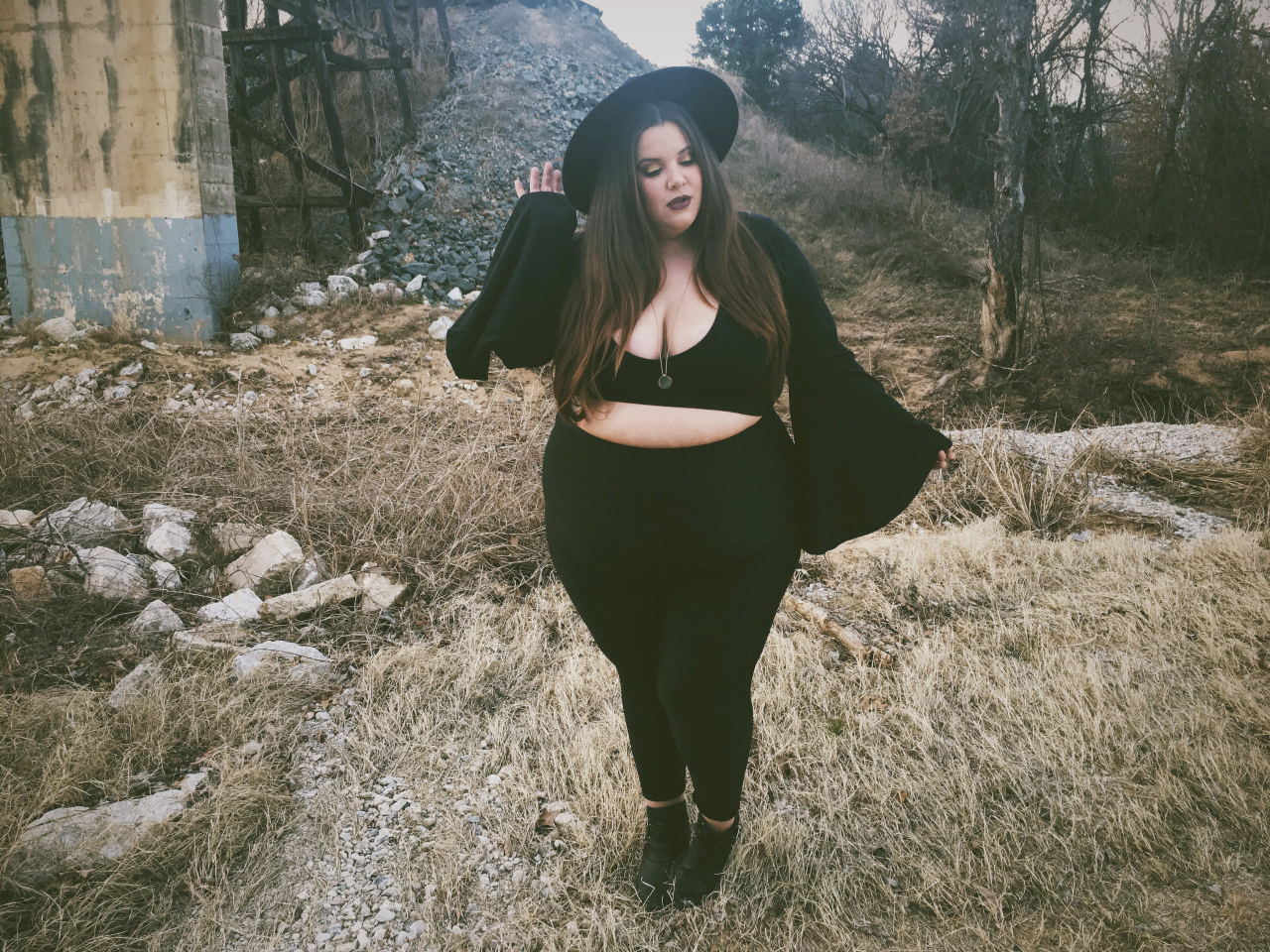 Plus Size Style Bloggers To Follow in 2016 // Natalie from Nataliemeansnice