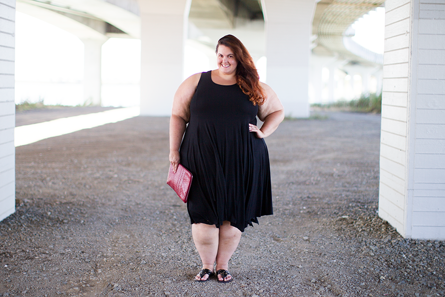 New Zealand plus size fashion blogger Meagan Kerr wears Zhenzi Shapewear Slip from Navabi