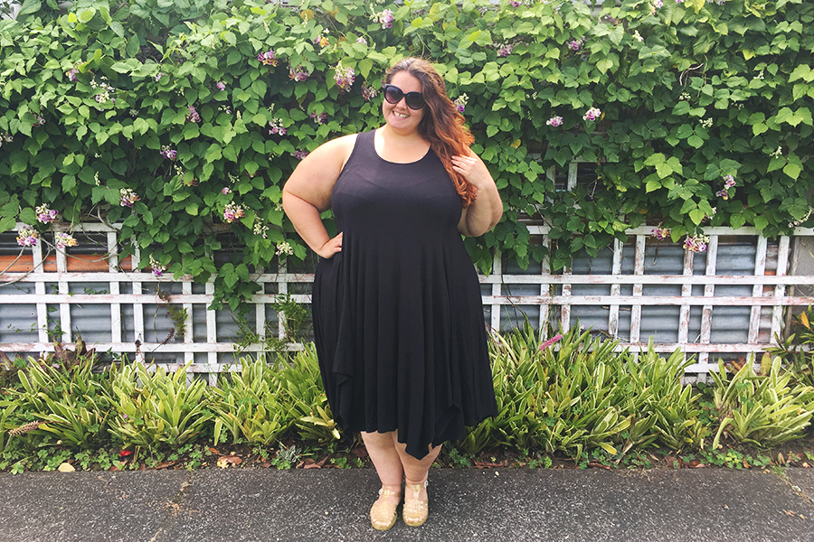 New Zealand plus size fashion blogger Meagan Kerr wears Boris Industries Pointed Hem A-Line Dress from Navabi