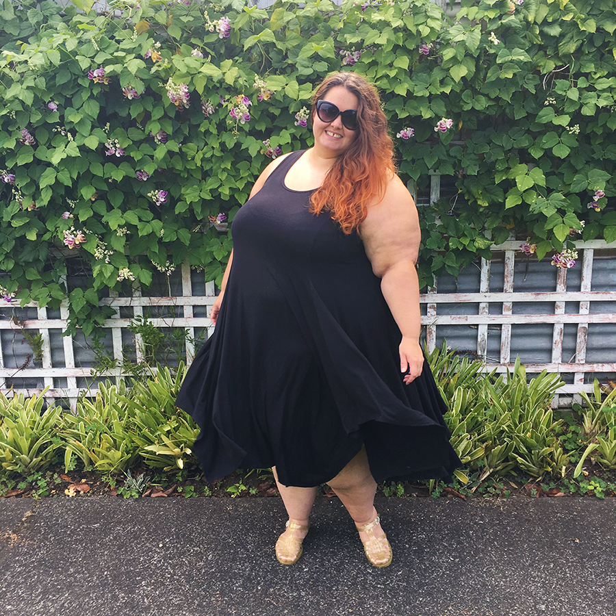 New Zealand plus size fashion blogger Meagan Kerr wears Boris Industries Pointed Hem A-Line Dress from Navabi