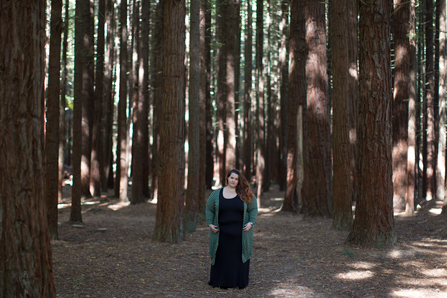 Green Witch // New Zealand plus size fashion blogger Meagan Kerr wears 17 Sundays Sage Striped Duster Cardi