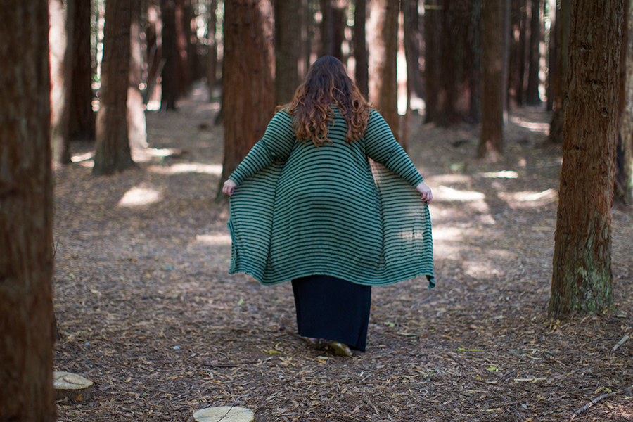 Green Witch // New Zealand plus size fashion blogger Meagan Kerr wears 17 Sundays Sage Striped Duster Cardi