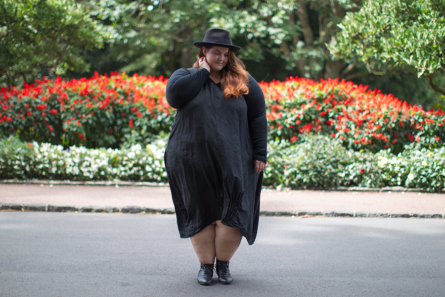 New Zealand plus size fashion blogger Meagan Kerr wears Yourself Luxe Merino Top and Lost and Led Astray Linen Tuck Hem Dress