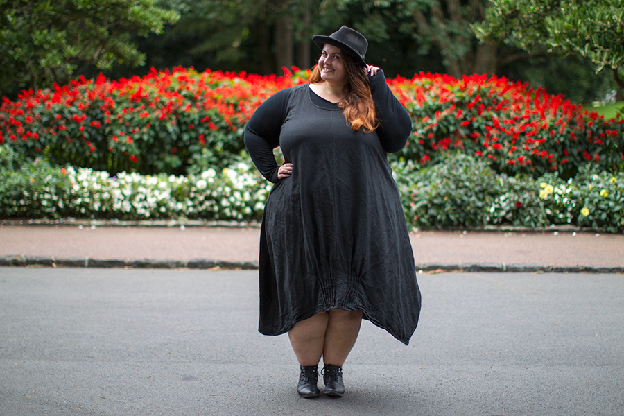 New Zealand plus size fashion blogger Meagan Kerr wears Yourself Luxe Merino Top and Lost and Led Astray Linen Tuck Hem Dress