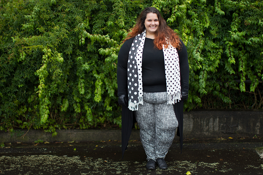 New Zealand plus size fashion blogger Meagan Kerr wears Kate Madison black and white print pants from The Warehouse, Yourself merino top from Farmers, Black Dahlia duster from Empress Eleven, Dotty scarf from K&K, Ezibuy gloves