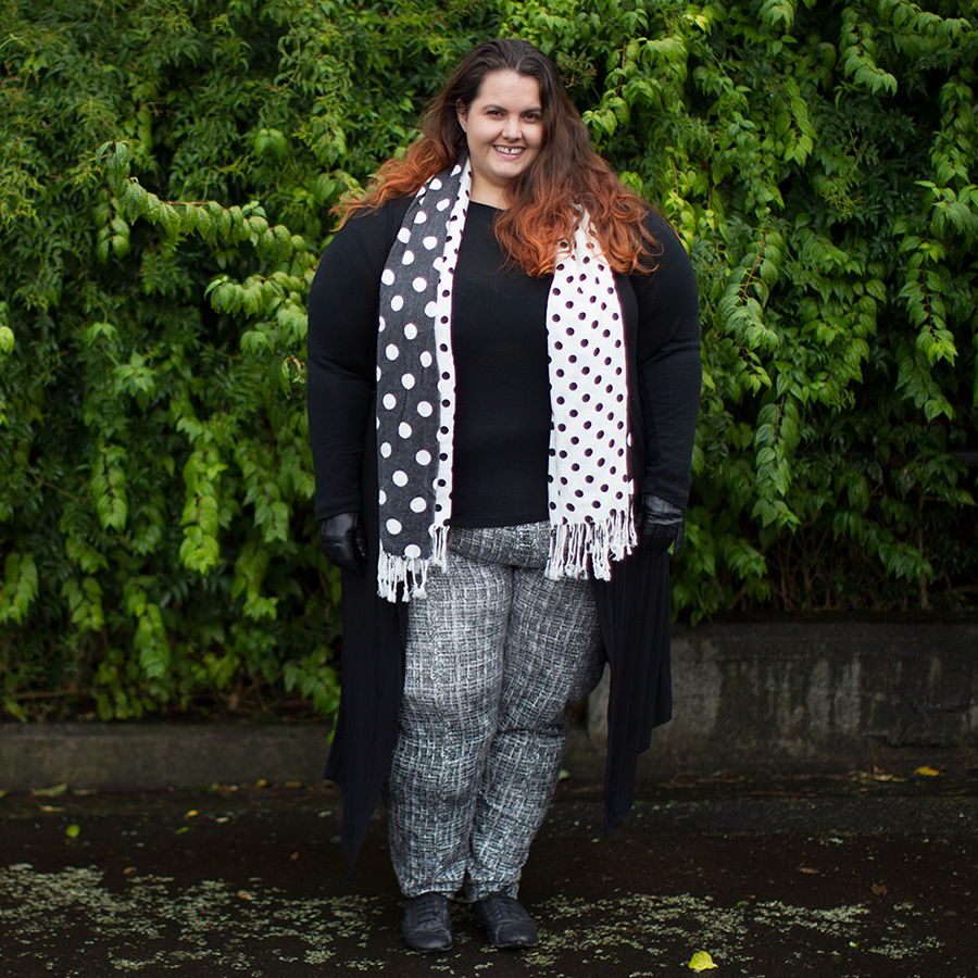 New Zealand plus size fashion blogger Meagan Kerr wears Kate Madison black and white print pants from The Warehouse, Yourself merino top from Farmers, Black Dahlia duster from Empress Eleven, Dotty scarf from K&K, Ezibuy gloves