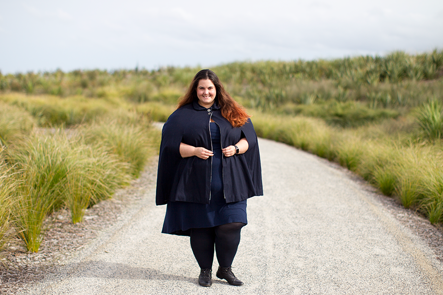 New Zealand plus size style blogger Meagan Kerr wears Vanessa Kelly Clothing cape in navy