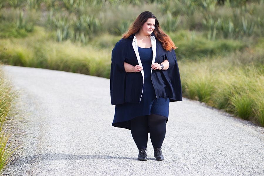 New Zealand plus size style blogger Meagan Kerr wears Vanessa Kelly Clothing cape in navy