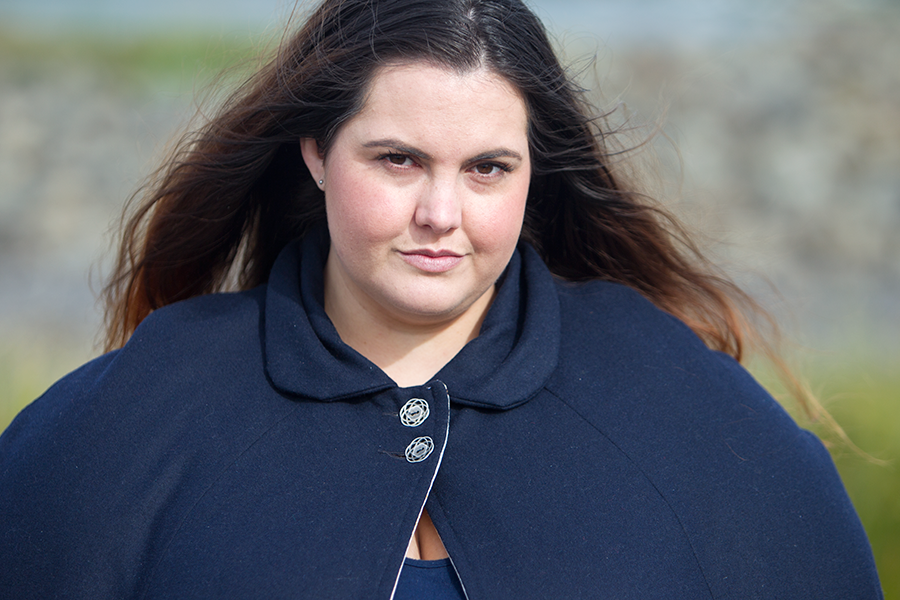 New Zealand plus size style blogger Meagan Kerr wears Vanessa Kelly Clothing cape in navy