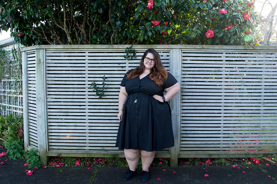 New Zealand plus size fashion blogger Meagan Kerr wears Hope & Harvest Island Hopper Dress in black