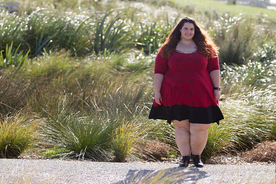 Plus size thrifting tips // Meagan Kerr wears Domino Dollhouse Star Dress