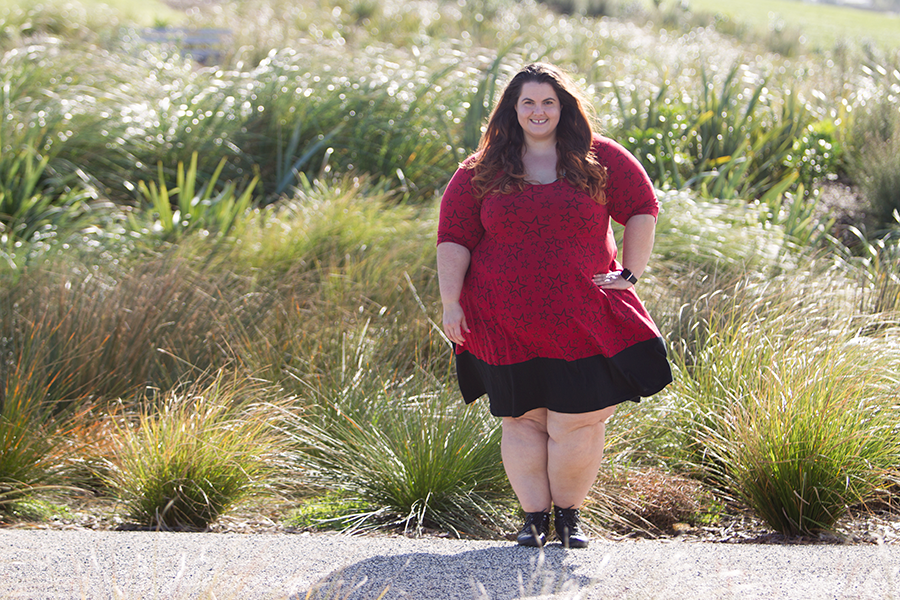 Plus size thrifting tips // Meagan Kerr wears Domino Dollhouse Star Dress