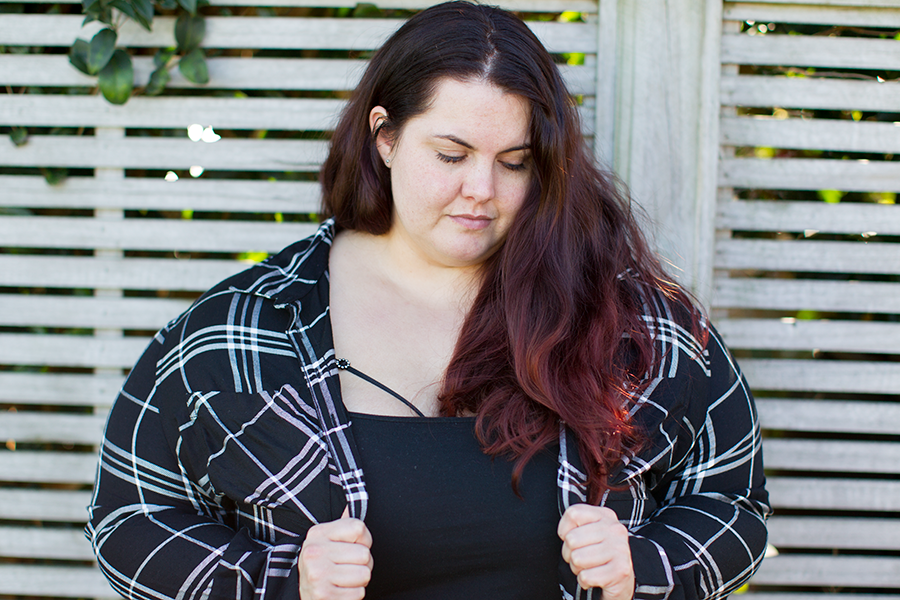 Country girl // New Zealand plus size fashion blogger Meagan Kerr in western wear inspired outfit