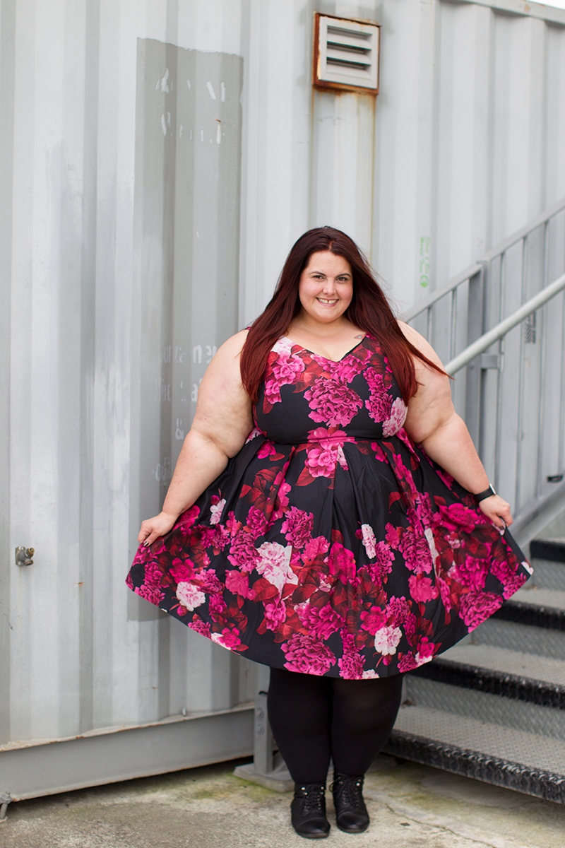 New Zealand plus size fashion blogger Meagan Kerr wears Autumn Days Dress from City Chic