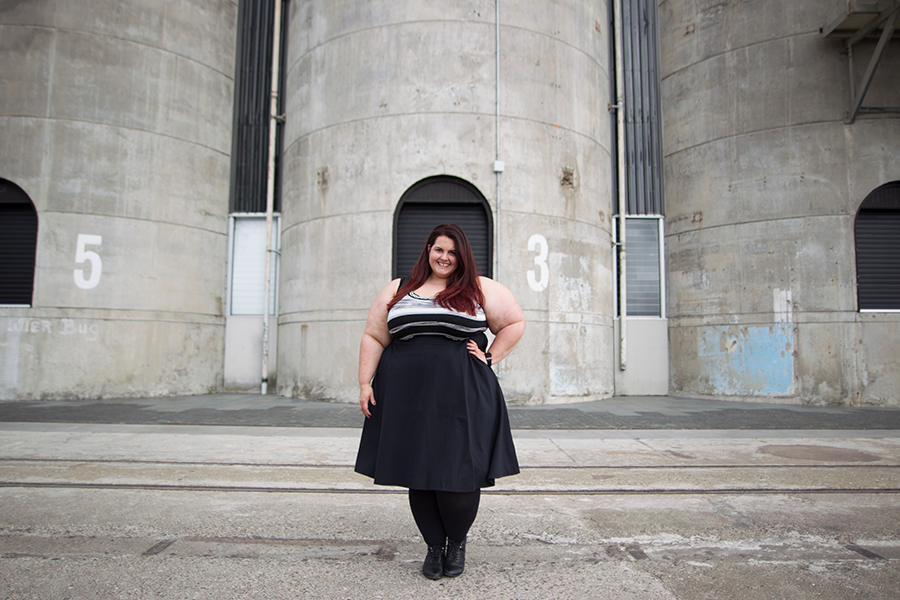 New Zealand plus size fashion blogger Meagan Kerr wears Space Dye Sweater Tank and Ponte Circle Skirt from Lane Bryant