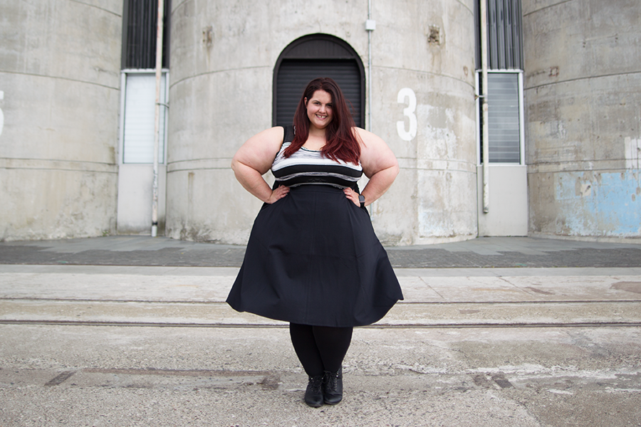 New Zealand plus size fashion blogger Meagan Kerr wears Space Dye Sweater Tank and Ponte Circle Skirt from Lane Bryant
