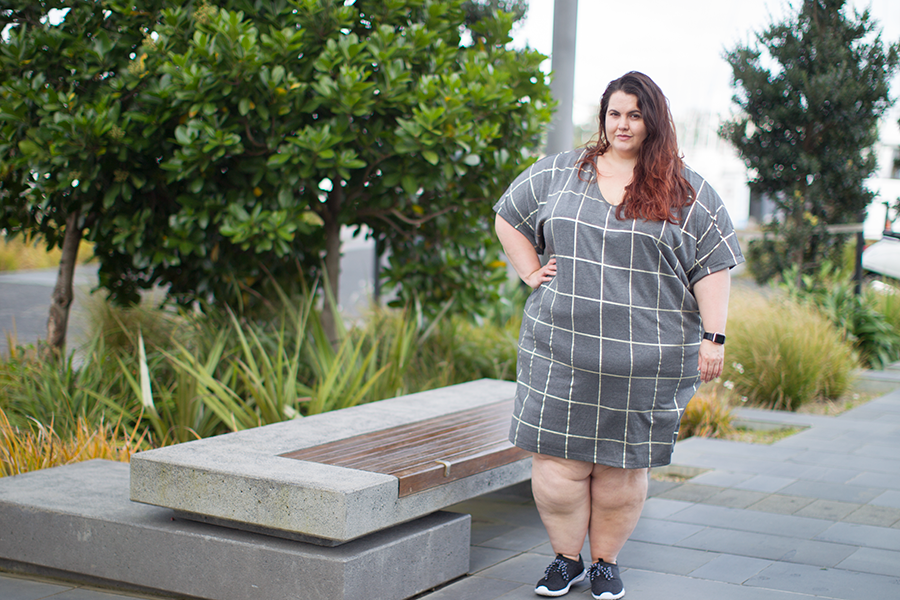 New Zealand plus size blogger Meagan Kerr wears 17 Sundays Grid Print Dress