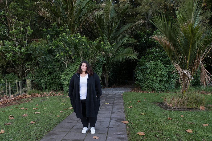 New Zealand plus size blogger Meagan Kerr wears River Island Plus tee, Kate Madison leggings, Lost and Led Astray Sculpture Coat and ecco Cool 2.0 Shoes