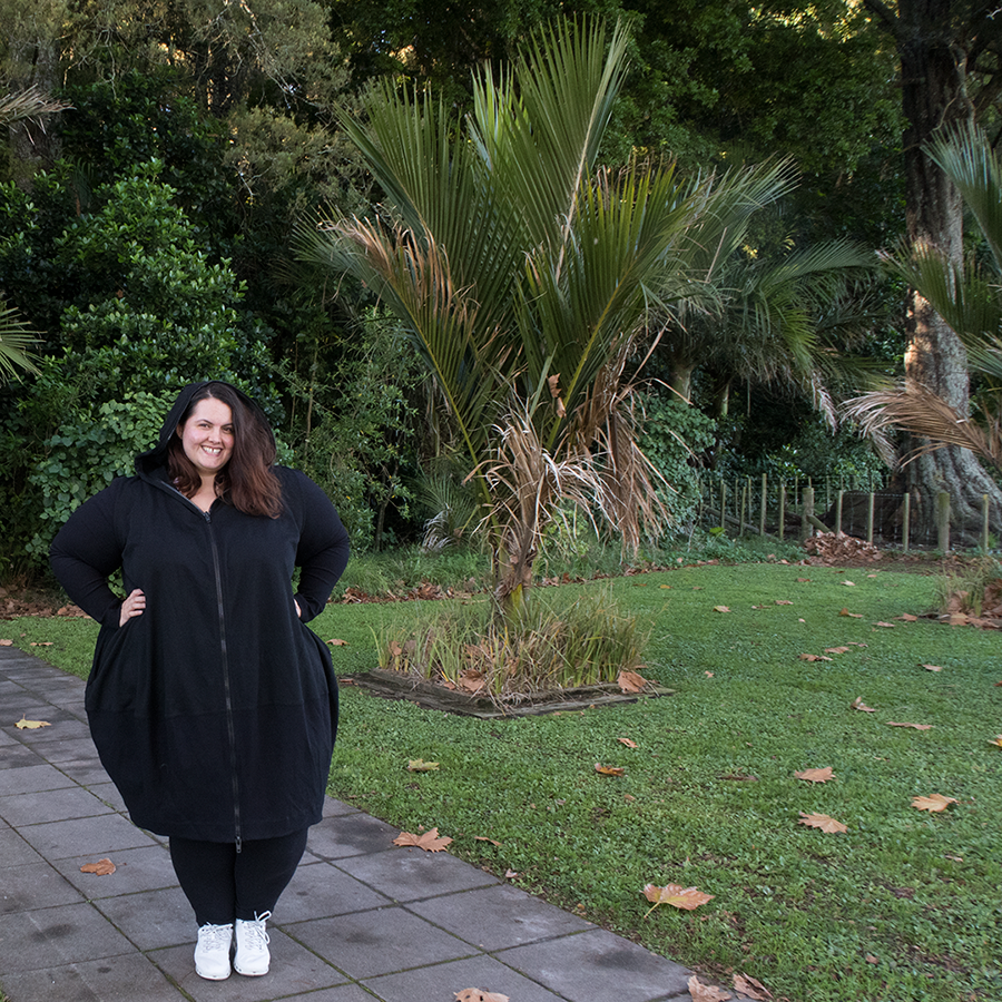 New Zealand plus size blogger Meagan Kerr wears River Island Plus tee, Kate Madison leggings, Lost and Led Astray Sculpture Coat and ecco Cool 2.0 Shoes