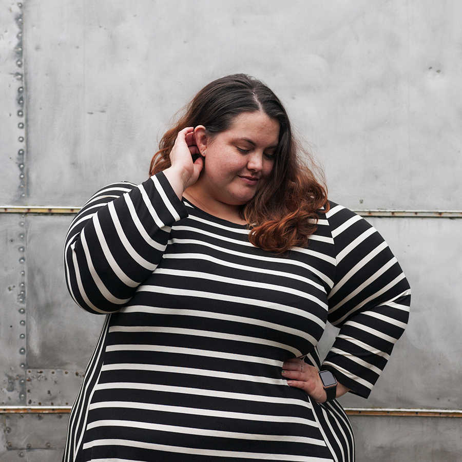 New Zealand plus size blogger Meagan Kerr wears Swings and Roundabouts dress from Dressing Room