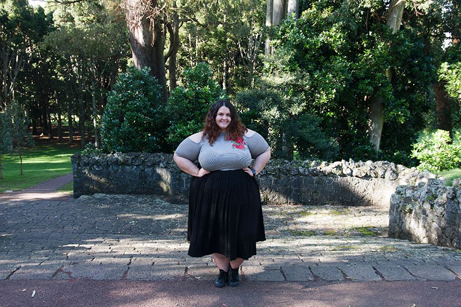 What is up with the cold shoulder trend in plus size clothing? Meagan Kerr wears Forever 21 Plus Open Shoulder Top