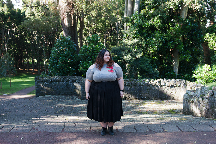 What is up with the cold shoulder trend in plus size clothing? Meagan Kerr wears Forever 21 Plus Open Shoulder Top