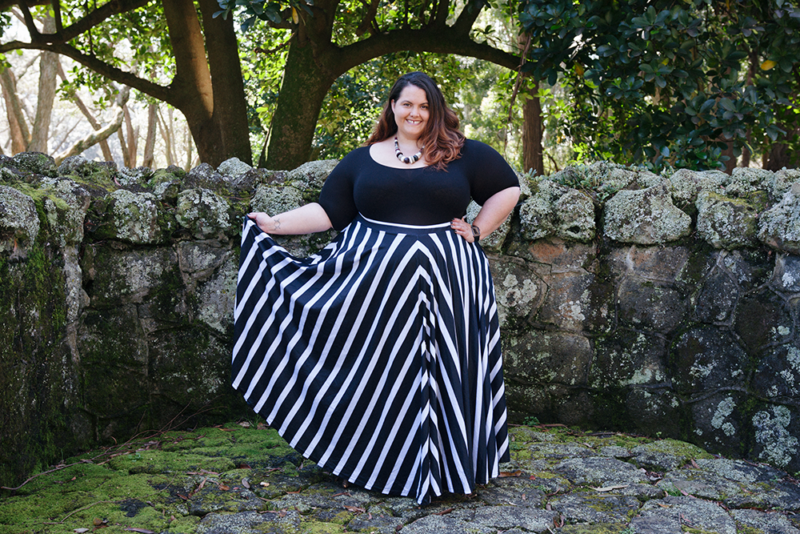 How to style a bodysuit: Plus size blogger Meagan Kerr wears Sonsee Bodysuit and Joolz Fashion Striped Maxi Circle Skirt