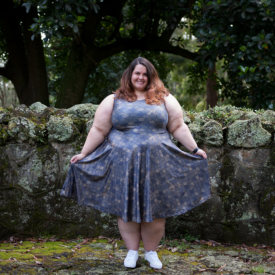 Mother of Dragons | New Zealand plus size fashion blogger Meagan Kerr wears Dragonscale dress from Joolz Fashion