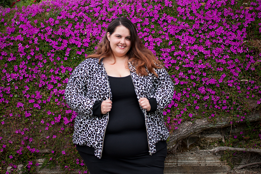 New Zealand plus size blogger Meagan Kerr wears The Essential Tank Dress from Harlow Australia and Manon Baptiste Animal Print Bomber Jacket from Navabi