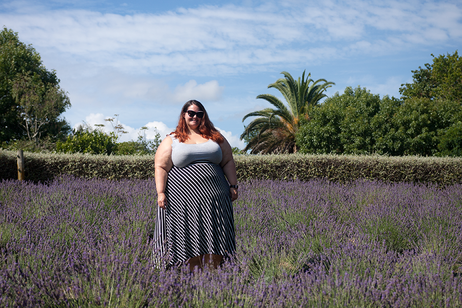 New Zealand plus size blogger Meagan Kerr wears River Island Plus tank top and K&K Hi Lo striped skirt at Lavender Hill Farm, Auckland