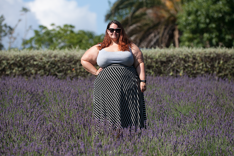 New Zealand plus size blogger Meagan Kerr wears River Island Plus tank top and K&K Hi Lo striped skirt at Lavender Hill Farm, Auckland