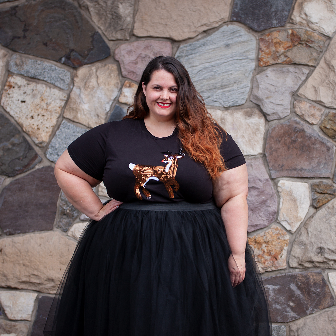 New Zealand plus size fashion blogger Meagan Kerr wears Simply Be sequin deer tee with Society Plus tulle skirt